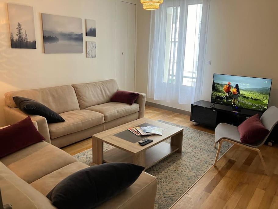 Appartement Spacieux En Centre Ville Vendôme Eksteriør bilde